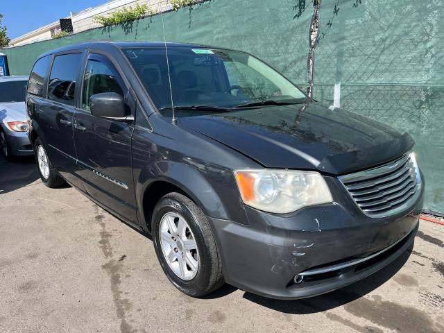 2012 CHRYSLER T AND C